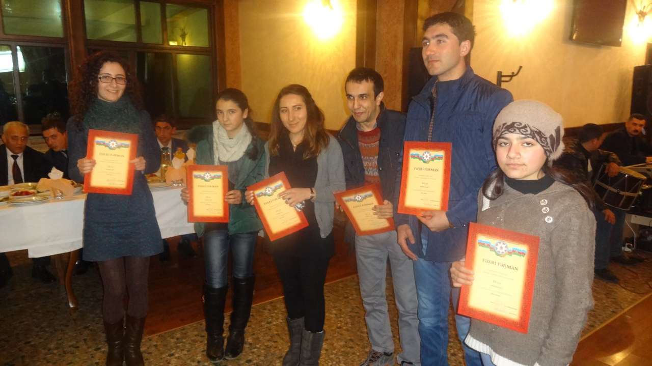 В Азербайджане определились победители интеллектуального турнира, посвященного Дню молодежи (ФОТО)