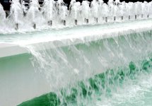 В Баку создан новый комплекс фонтанов и водопадов (ФОТО)