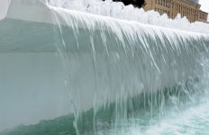 В Баку создан новый комплекс фонтанов и водопадов (ФОТО)