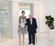 Первая леди Азербайджана Мехрибан Алиева  встретилась с народным артистом Алибабой Мамедовым (ФОТО)