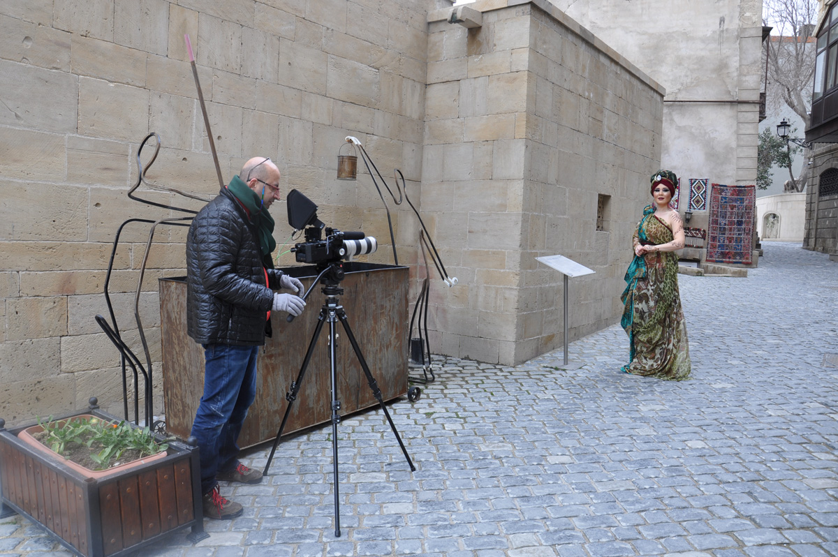 Эльнара Халилова предстала в новом имидже для  TRT Avaz (ФОТО)