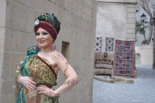 Эльнара Халилова предстала в новом имидже для  TRT Avaz (ФОТО)