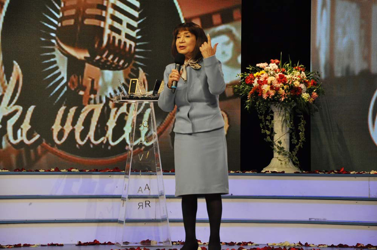 "Бакинское время" народного поэта Бахтияра Вахабзаде (ФОТО)