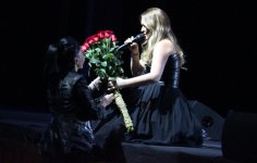 Ирина Дубцова отметила в Баку 33-летие (ФОТО)