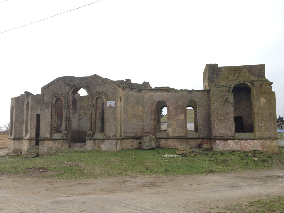 Неизведанный Азербайджан – путешествие в Нефтчалу (ФОТО)