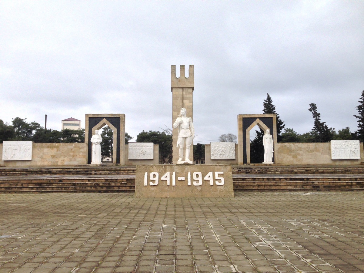 Неизведанный Азербайджан – путешествие в Нефтчалу (ФОТО)