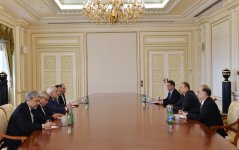 Президент Азербайджана принял делегацию во главе с министром иностранных дел Ирана
