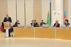 В Баку состоялся круглый стол, посвященный нейтралитету Туркменистана (ФОТО)