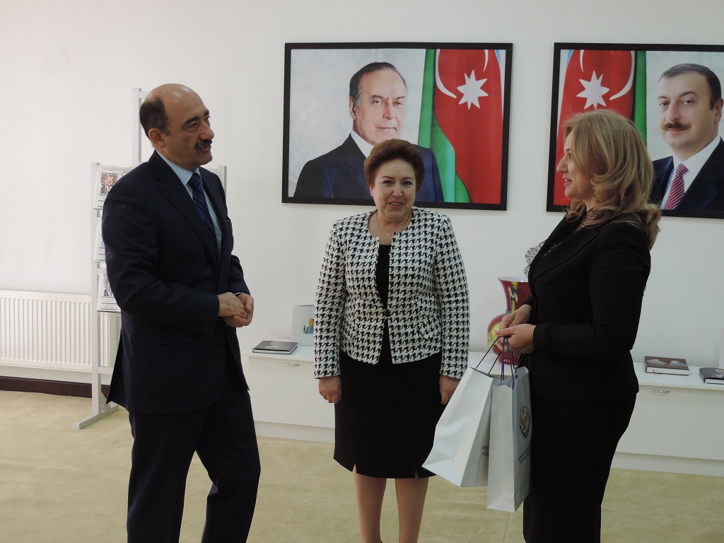 Азербайджан и Россия обсудили вопросы расширения сотрудничества в области культуры и туризма (ФОТО)