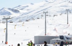 Креативное и зажигательное зимнее шоу "Летающие ковры" в Шахдаге (ФОТО)