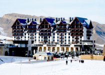 Креативное и зажигательное зимнее шоу "Летающие ковры" в Шахдаге (ФОТО)