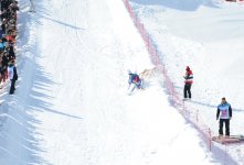 Креативное и зажигательное зимнее шоу "Летающие ковры" в Шахдаге (ФОТО)