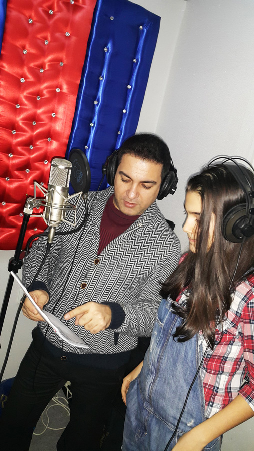 Рашад Ильясов и внучка Имрузы Гусейновой в проекте "Это Я! -2" (ВИДЕО-ФОТО)