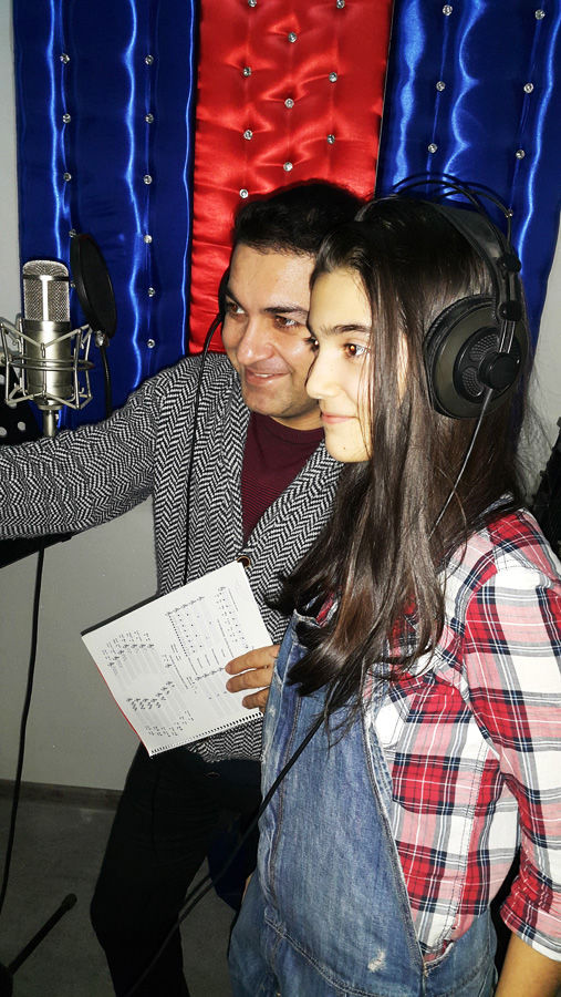 Рашад Ильясов и внучка Имрузы Гусейновой в проекте "Это Я! -2" (ВИДЕО-ФОТО)