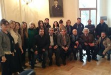 В Баку презентован каталог Международной ассоциации деятелей искусств (ФОТО)
