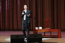 Максим Галкин на азербайджанском языке шокировал бакинцев – репортаж с концерта (ФОТО)