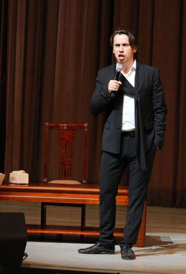 Максим Галкин на азербайджанском языке шокировал бакинцев – репортаж с концерта (ФОТО)