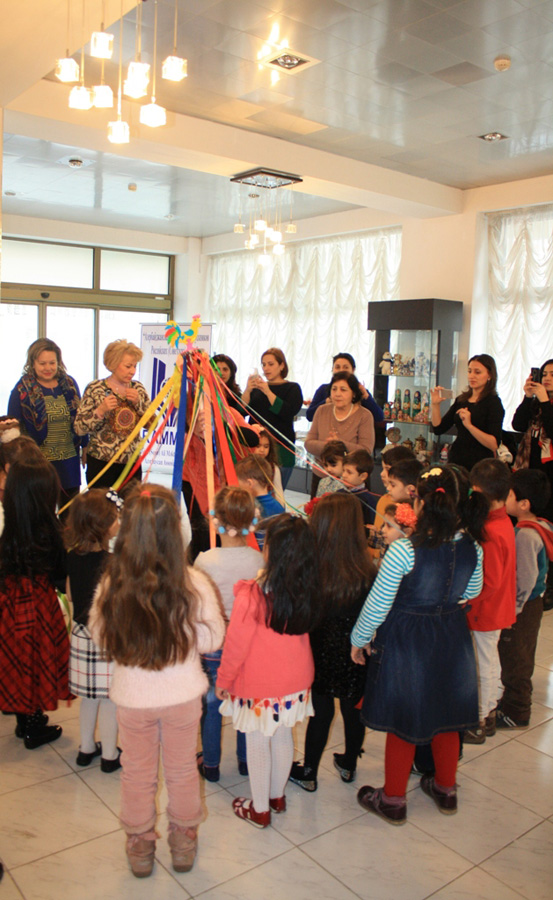 В Баку прошел праздник "Масленица, угощай! Всем блинов подавай!" (ФОТО)