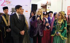 Праздник национального костюма в Баку -  ярмарка путешествий (ФОТО)