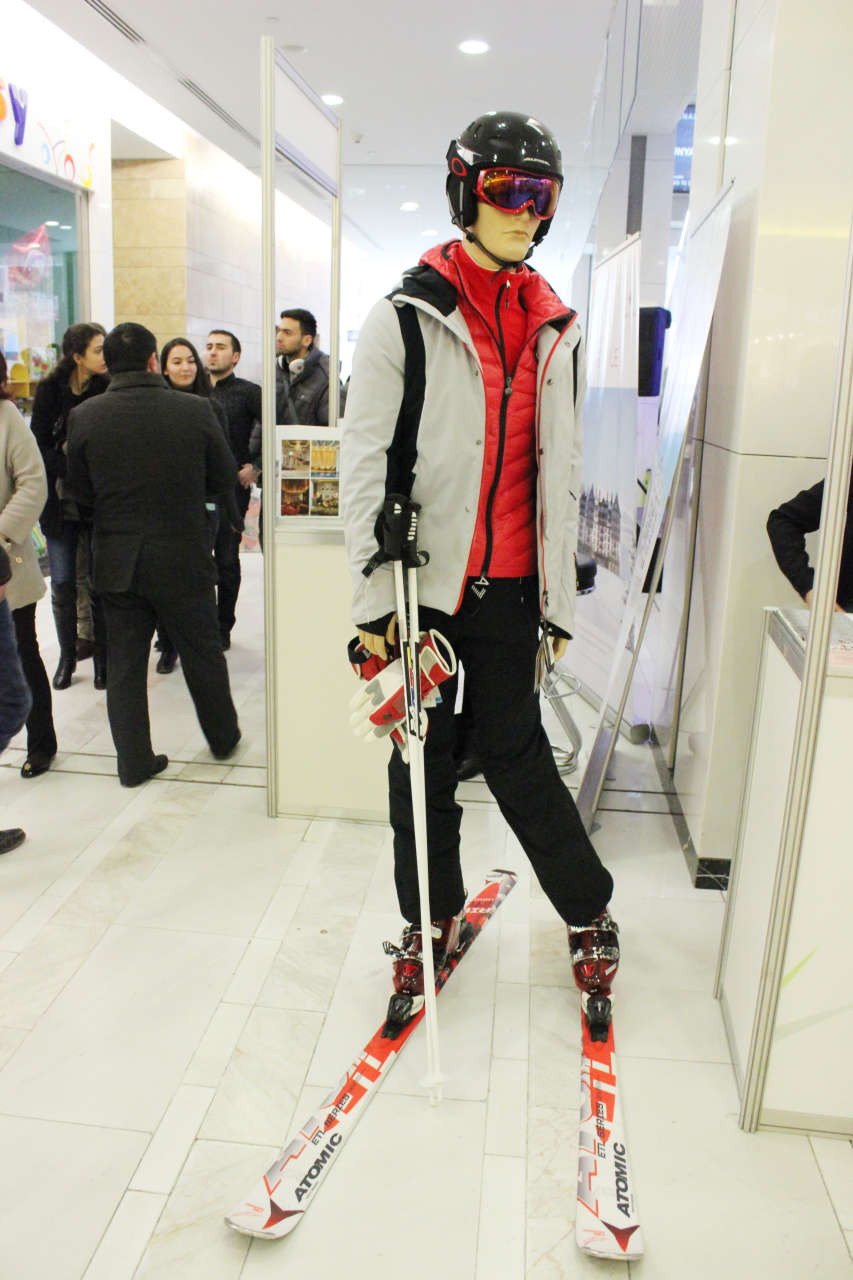 Праздник национального костюма в Баку -  ярмарка путешествий (ФОТО)