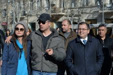 Турецкие звезды Озджан Дениз, Шюкрю Озйылдыз и Айча Айшин Туран приехали в Баку (ФОТО)