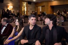 Озджан Дениз и Шюкрю Озйылдыз покорили сердца бакинских поклонниц (ВИДЕО-ФОТО)