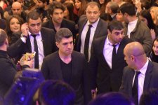 Озджан Дениз и Шюкрю Озйылдыз покорили сердца бакинских поклонниц (ВИДЕО-ФОТО)