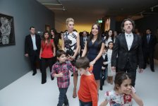 Произведения Лейлы Алиевой и Стивена Вебстера представлены на выставке в Центре Гейдара Алиева (ФОТО)