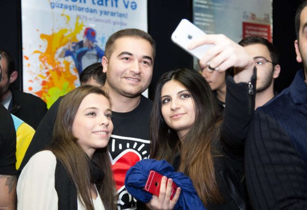 Во всех кинотеатрах Азербайджана – история о краже медальона (ФОТО)