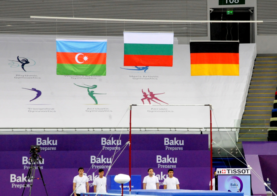Женская команда Азербайджана по акробатике завоевала золото, у гимнастки Марины Дурунды - серебро (ФОТО)