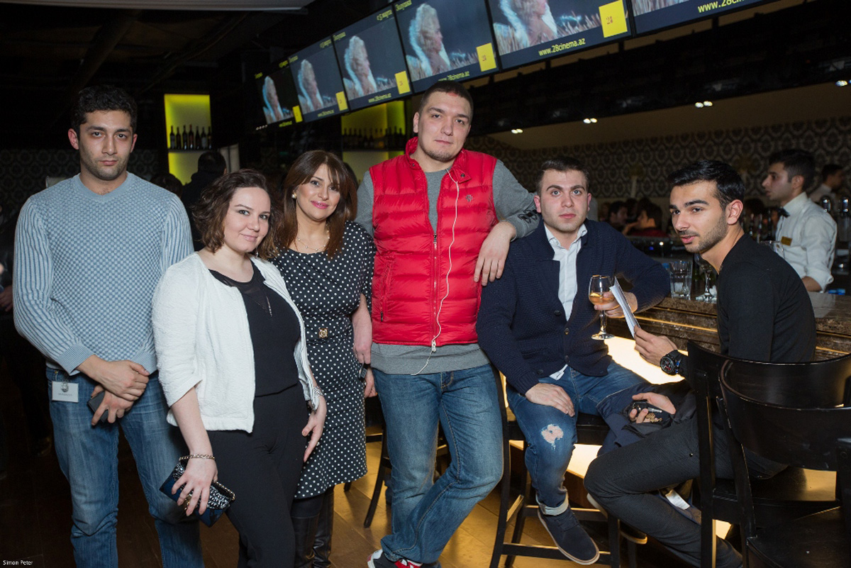 В Баку отметили 70-летие сказки "Золушка" премьерой (ФОТО)