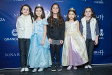 В Баку отметили 70-летие сказки "Золушка" премьерой (ФОТО)