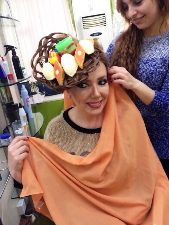 Новый образ Лятафет Алекперовой со сладостями Новруза (ФОТО)