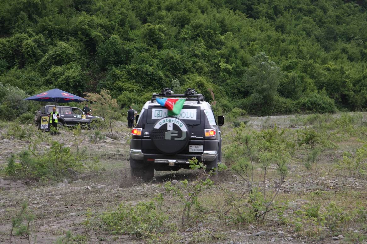 Гонки по бездорожью – экстрим, драйв и адреналин "Трофи Рейд – Новруз 2015" (ФОТО)