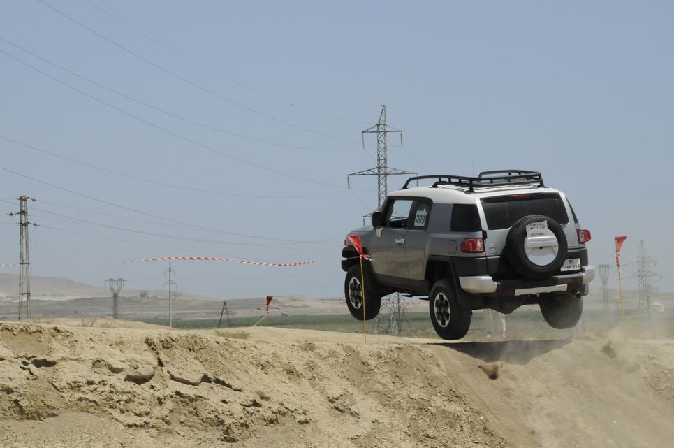 Гонки по бездорожью – экстрим, драйв и адреналин "Трофи Рейд – Новруз 2015" (ФОТО)