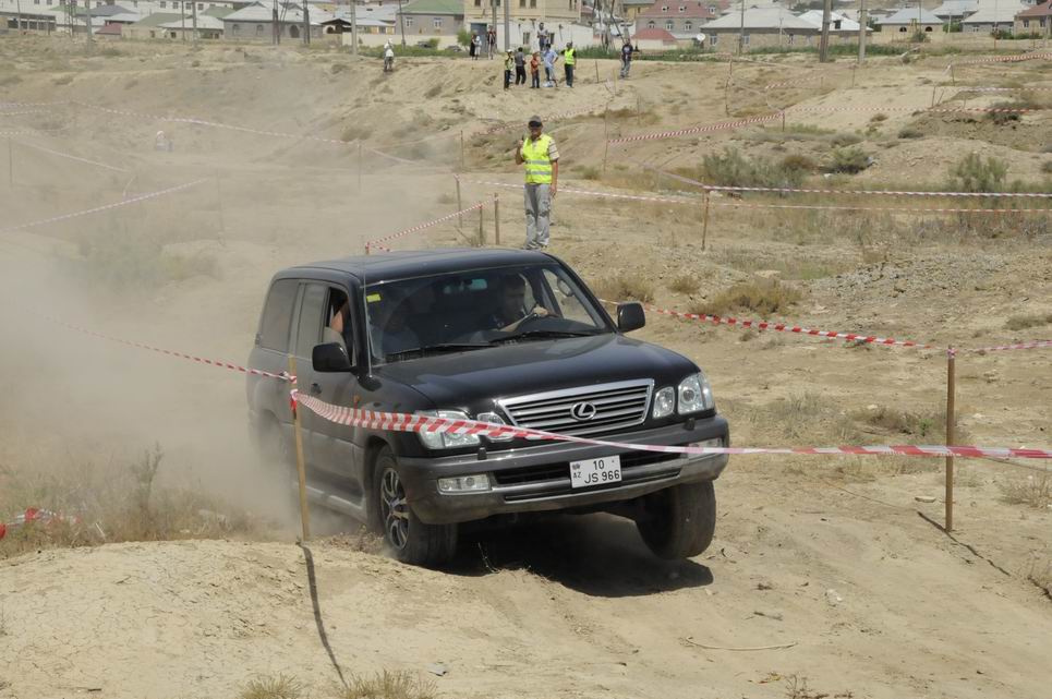 Гонки по бездорожью – экстрим, драйв и адреналин "Трофи Рейд – Новруз 2015" (ФОТО)