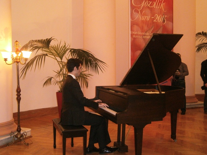 В Баку раскрыта тайна женского очарования (ФОТО)