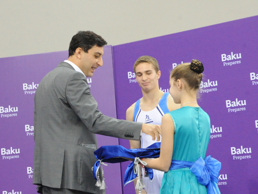 Азербайджанские гимнасты завоевали новые золотые медали на проходящем в Баку Открытом объединенном чемпионате (ФОТО)