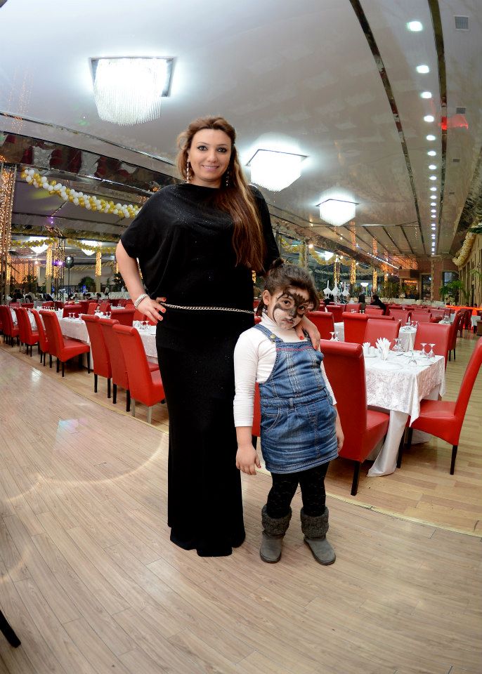 Самые оригинальные подарки азербайджанским звездам на 8 марта (ФОТО)