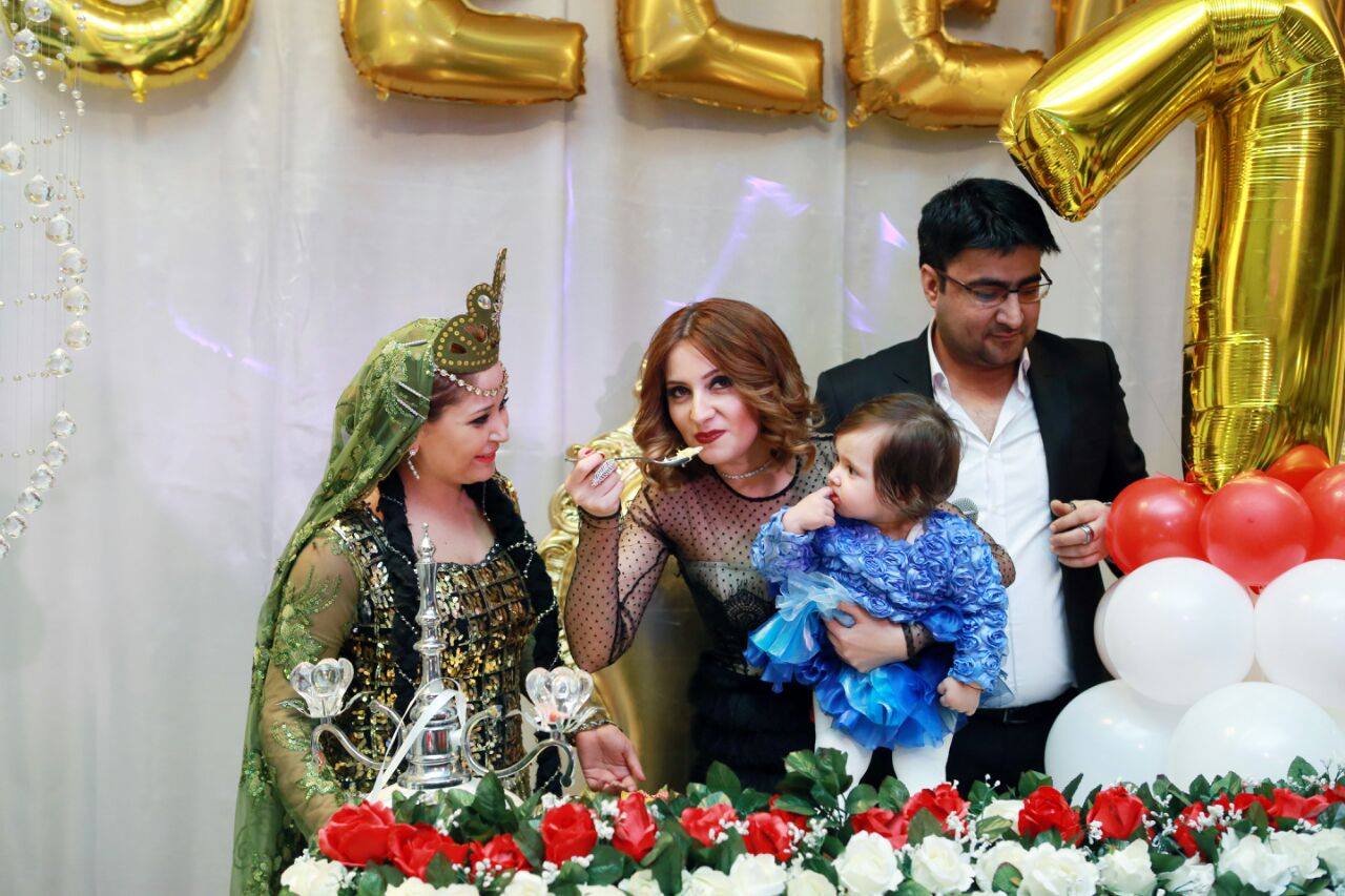 "1 +50" - Красочное birthday party Аян Бабакишиевой в Гяндже (ФОТО)