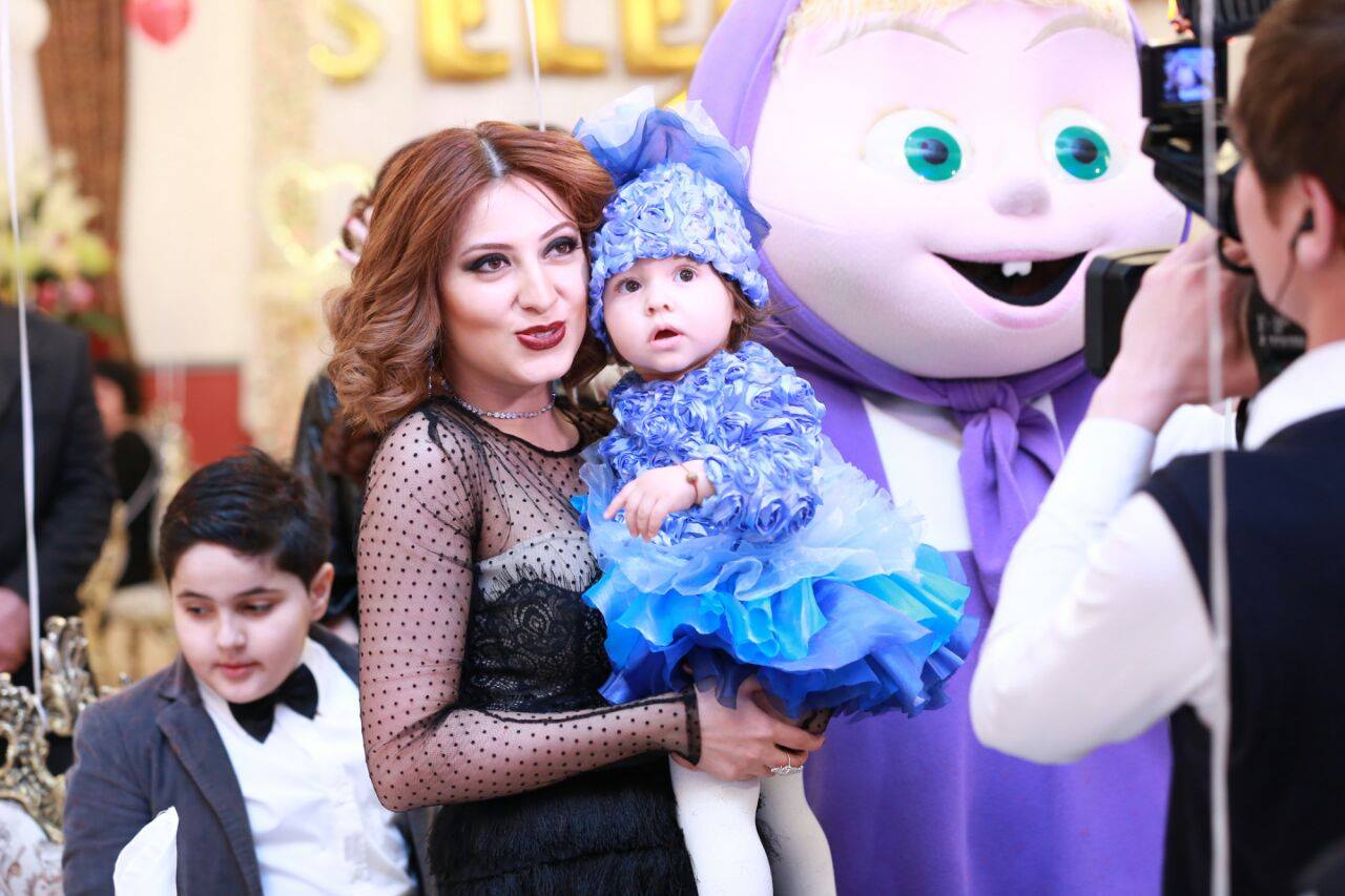 "1 +50" - Красочное birthday party Аян Бабакишиевой в Гяндже (ФОТО)