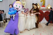 "1 +50" - Красочное birthday party Аян Бабакишиевой в Гяндже (ФОТО)