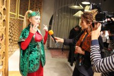 Волшебный вечер моды Гюльнары Халиловой – национальные и вечерние платья (ФОТО)