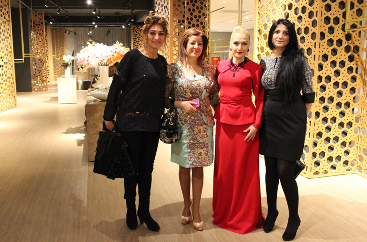 Волшебный вечер моды Гюльнары Халиловой – национальные и вечерние платья (ФОТО)