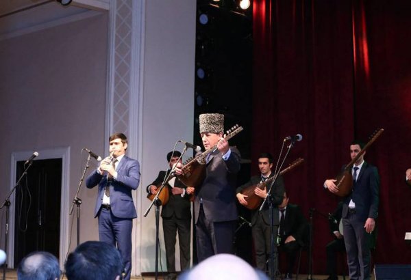 Юбилей ашуга Ахлимана отметили праздничным концертом (ФОТО)