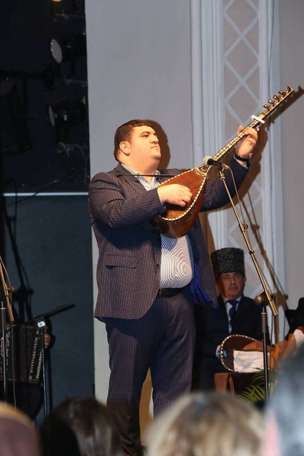 Юбилей ашуга Ахлимана отметили праздничным концертом (ФОТО)