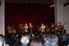 Юбилей ашуга Ахлимана отметили праздничным концертом (ФОТО)