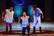 "Волшебные яблоки" на праздник Новруз (ФОТО)