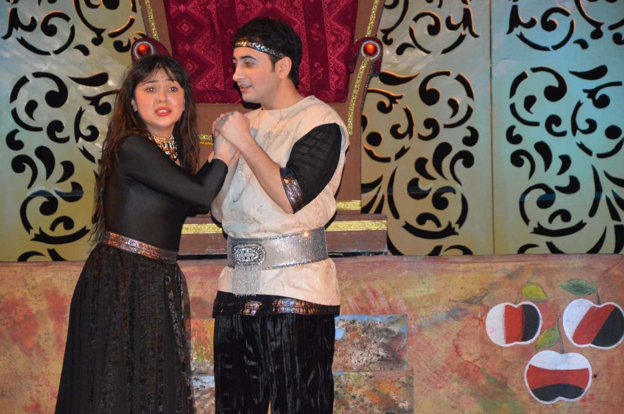 "Волшебные яблоки" на праздник Новруз (ФОТО)