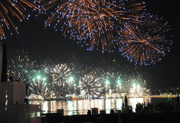 В новогоднюю ночь на бакинском бульваре состоится праздничный салют